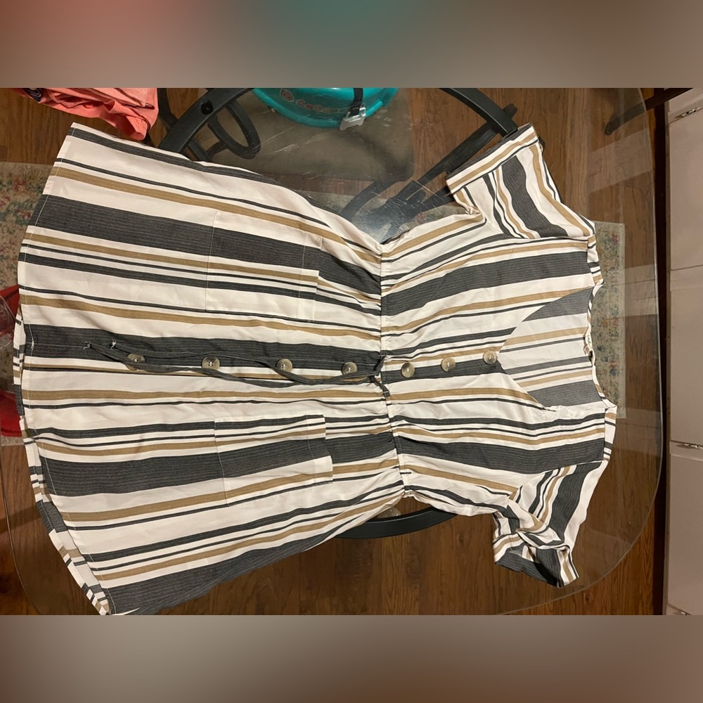 Women’s dress